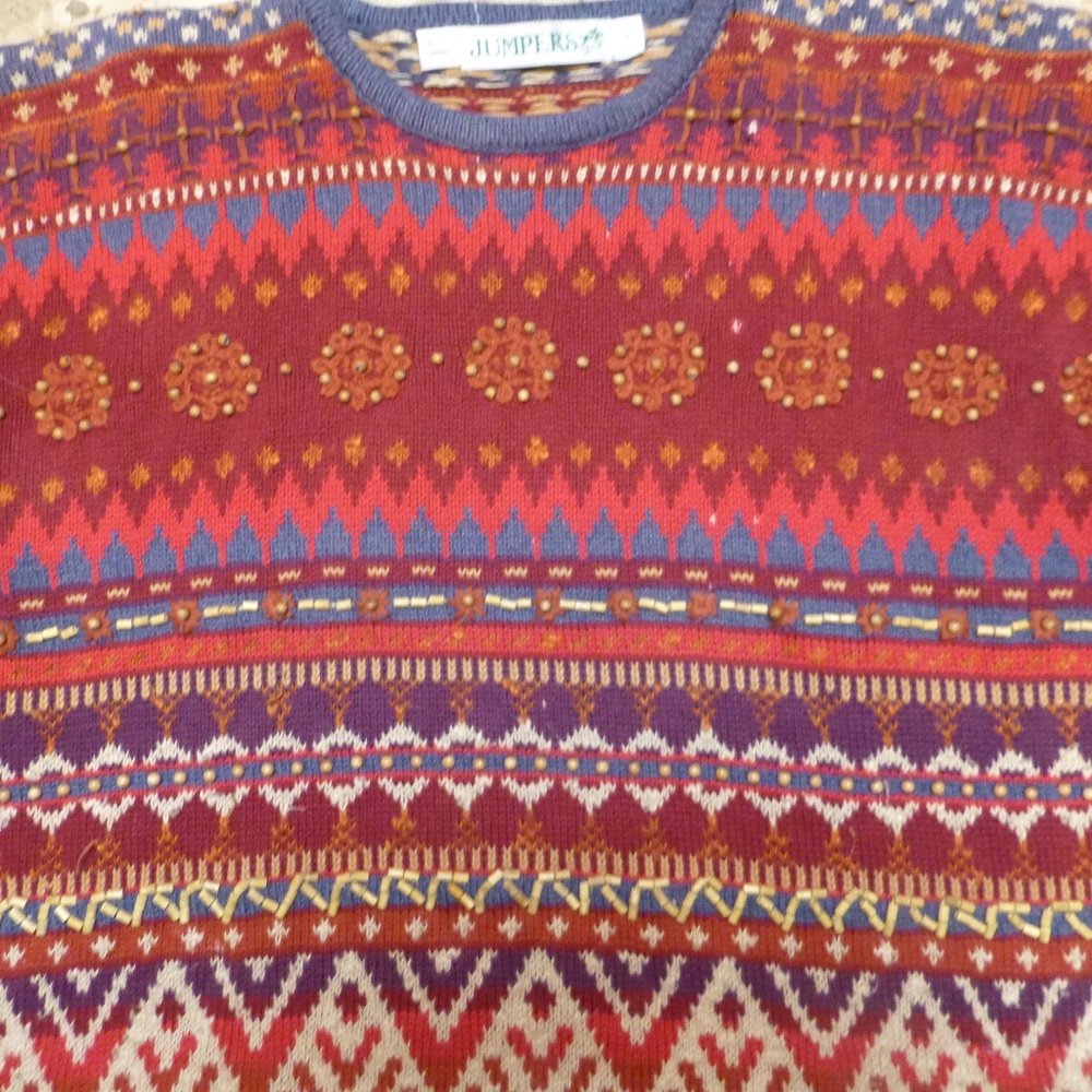 folkloric pullover topblo blues coppers wood beads